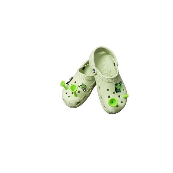 Green Crocs – SHREK CHARMS WOMEN'S 5 MEN'S 7 - Picture 1 of 6